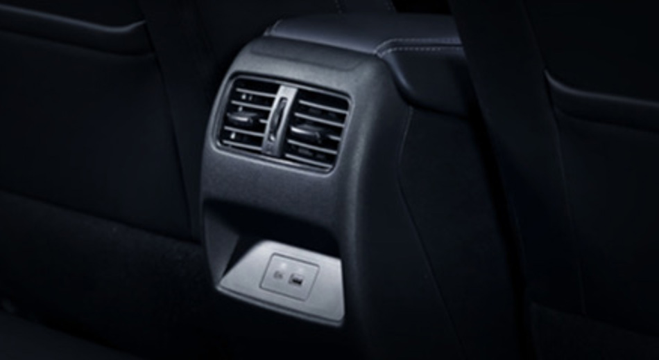 Qashqai Rear facing air-conditioner vents