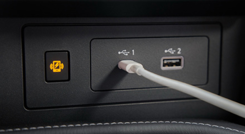 Patrol Y62 USB-A and USB-C